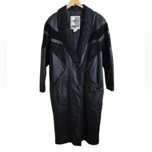 Middlebrook Park Vintage Women's 100% Leather Full Length Trench Coat. SZ Large